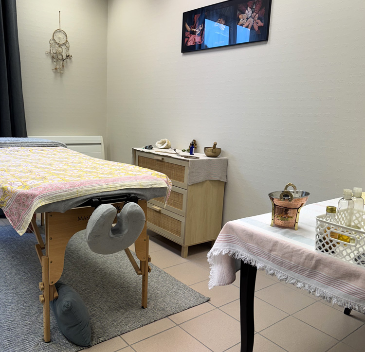 Stéphanie Salesse vous accueille dans un lieu calme et apaisant.